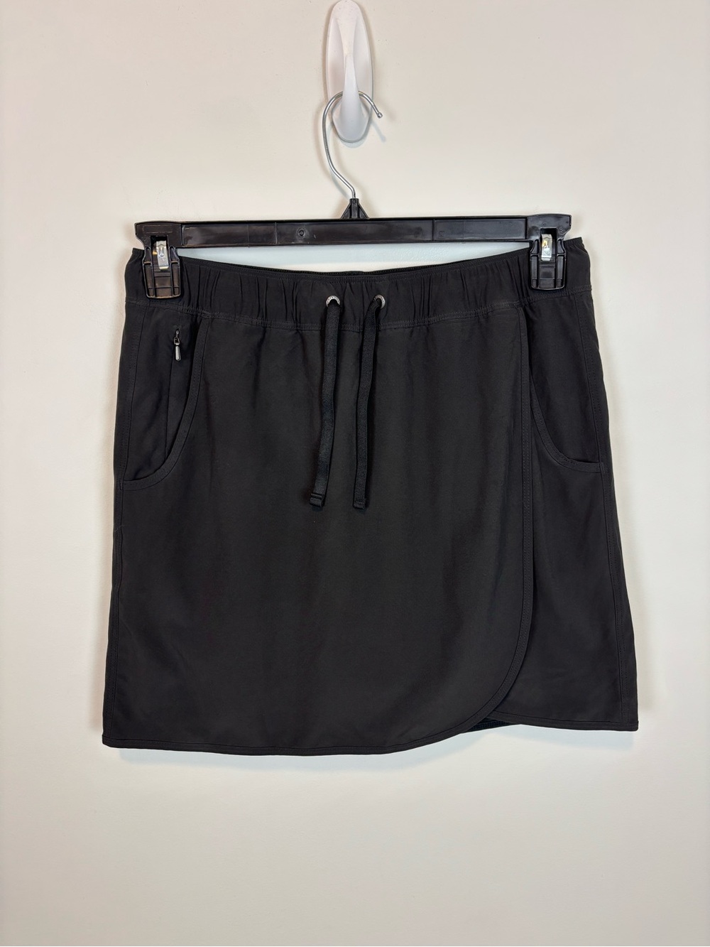 Patagonia Fleetwith Skort in Black Size M - Picture 2 of 10